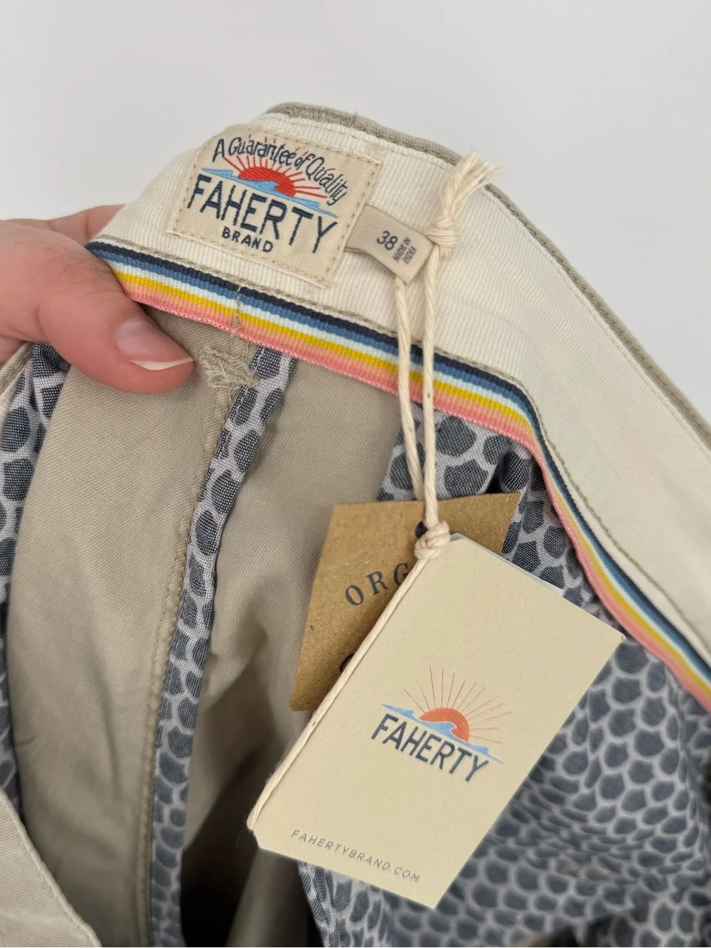 Faherty NWT Island Life Short Faded Khaki 38‎ Organic Cotton